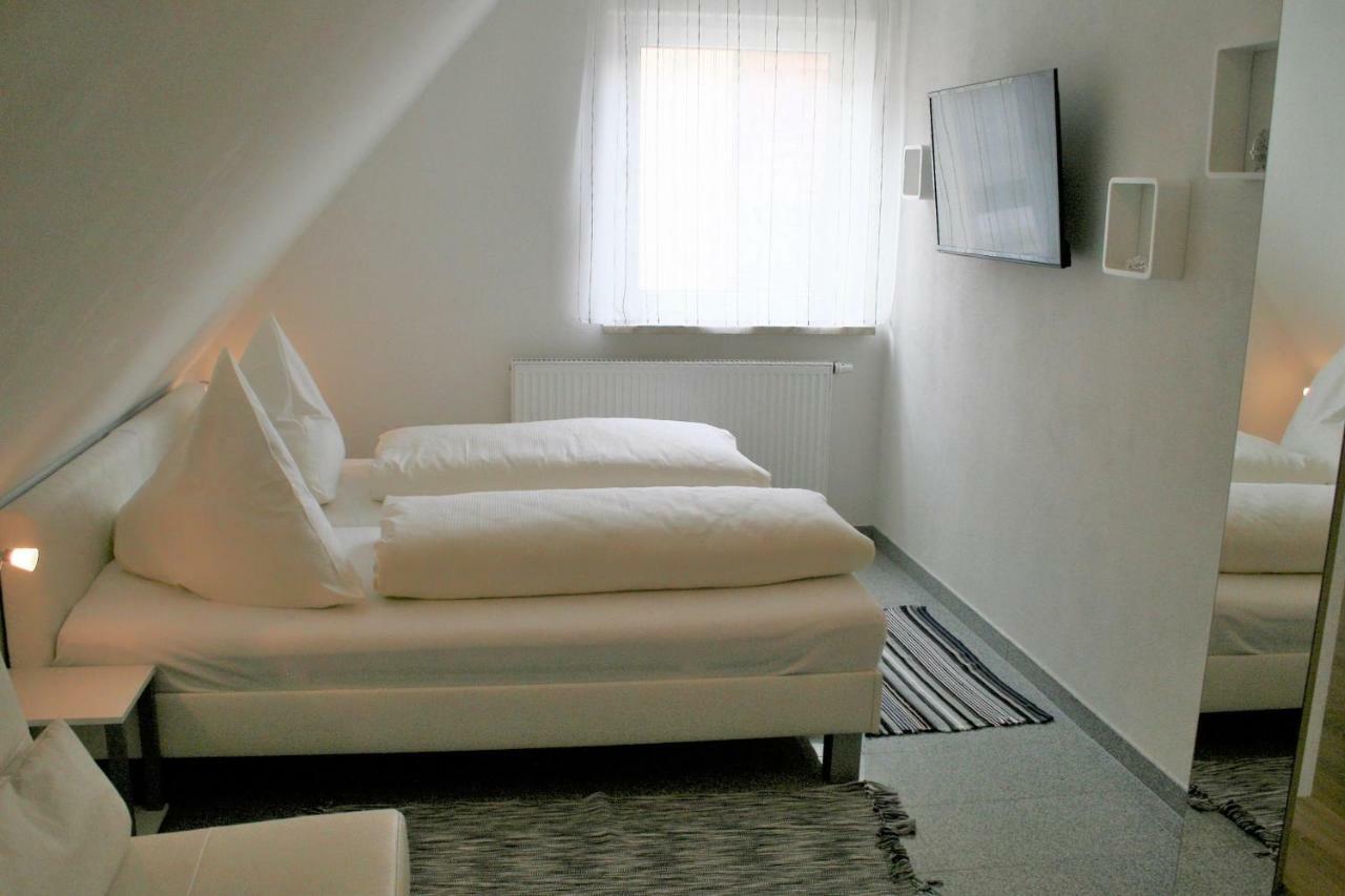 Haus Zum Schlosspark Veitshöchheim Extérieur photo