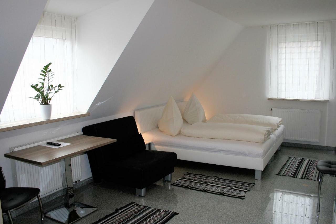 Haus Zum Schlosspark Veitshöchheim Extérieur photo